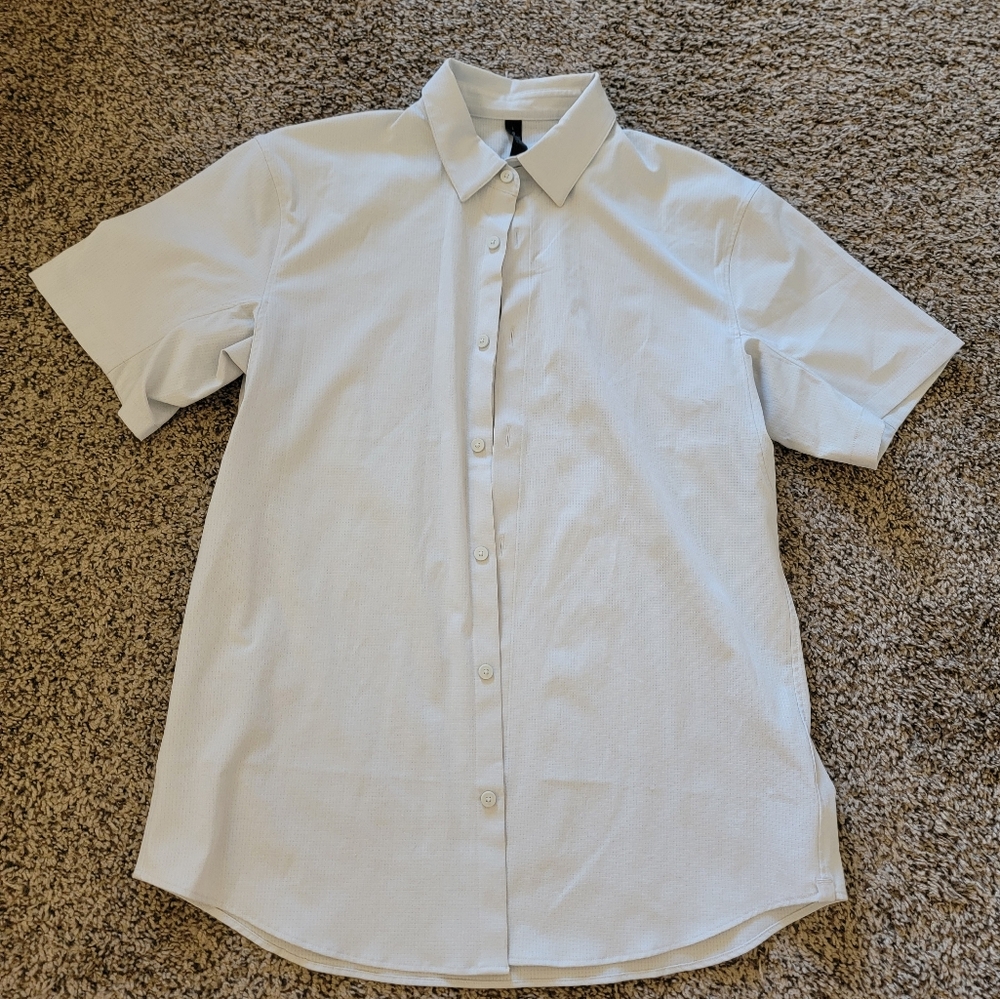 Lululemon Men's Airing Easy Short Sleeve Shirt *Ventlight Mesh Size L